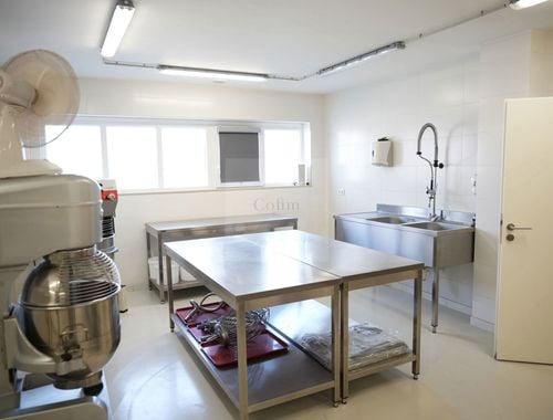                                         Andere te koop in Liège, € 1.600.000
