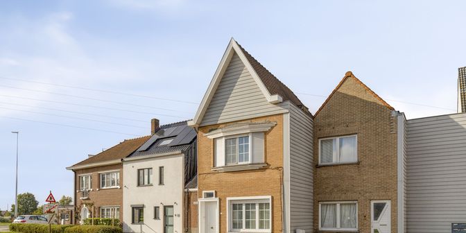 Huis te koop in Hundelgemsesteenweg 340, 9820 Merelbeke