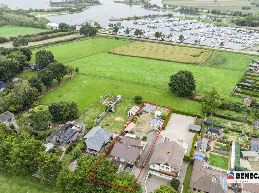 Huis te koop in Heerweg 10,
                    3640 Ophoven
