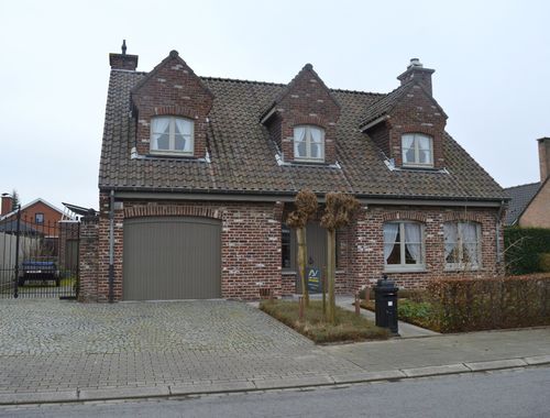                                         Maison à louer à Heule, € 1.295
