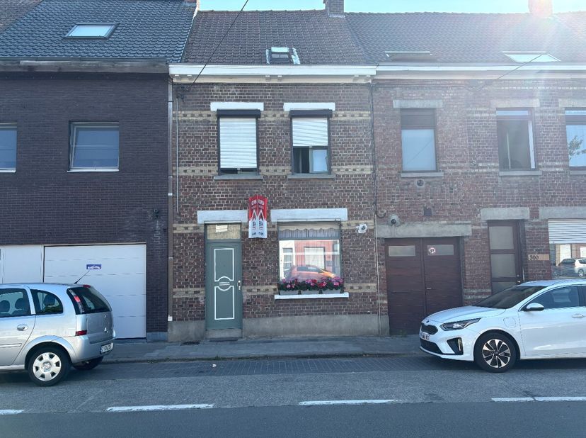 Huis te koop in Mandellaan 302,
                    8800 Roeselare