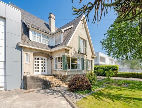                                         Woning te koop in Harelbeke, € 375.000
