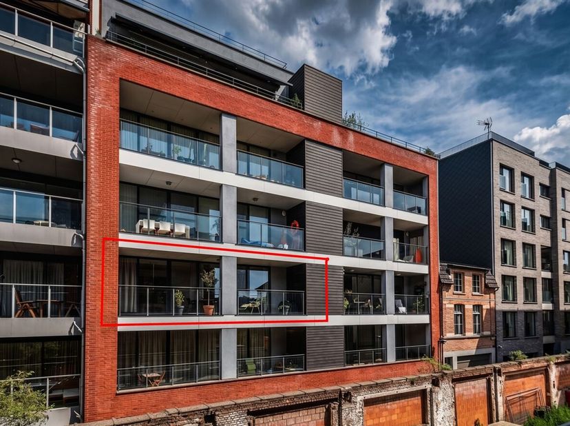 Ruim Luxe-appartement (123m²) met 3 slaapkamers en ruim terras (15m²) gelegen op het gegeerde Eilandje<br />
Ligging:<br />
Gelegen in de iconische Na