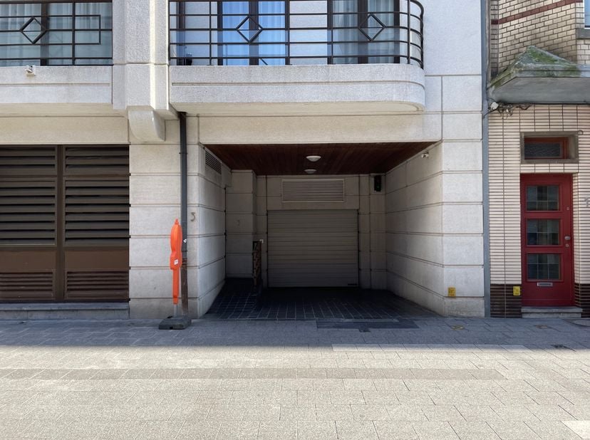 Garage à louer à Steenstraat 3,
                    8370 Blankenberge
