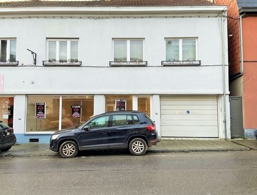                                         Handelszaak te huur in Courcelles, € 790
