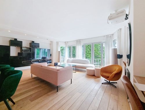                                         Appartement à louer à Bruxelles, € 2.250
