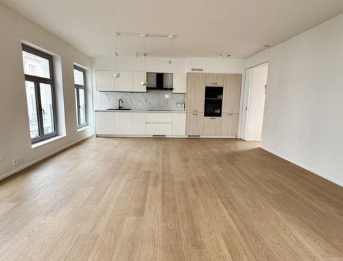                                         Duplex à louer à Bruxelles, € 1.850
