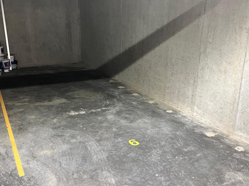 Ondergrondse staanplaats te huur in Spoorwegstraat 19, Evergem.<br />
<br />
Een bezoek kan uitsluitend worden aangevraagd via onze website: http://ww