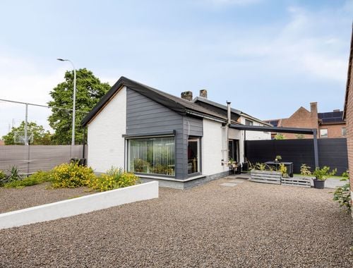                                         Woning te koop in Bornem, € 225.000
