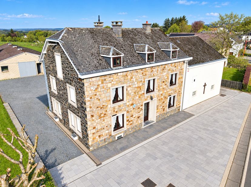 Huis te koop in Rue de Houffalize 12,
                    6660 Nadrin