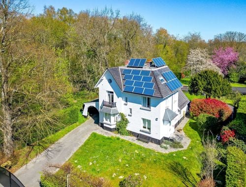                                         Villa à vendre à Uccle, € 1.750.000
