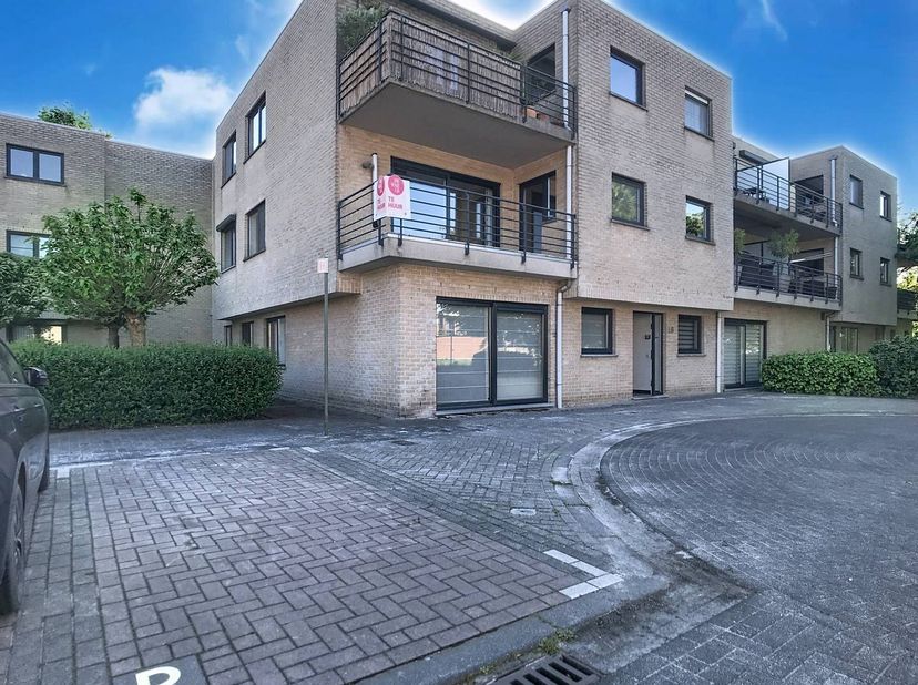 Bent u op zoek naar een kwalitatief huurpand in een rustige omgeving? <br />
Dit verzorgde appartement aan de Leo Verbeecklaan in Burcht biedt de idea