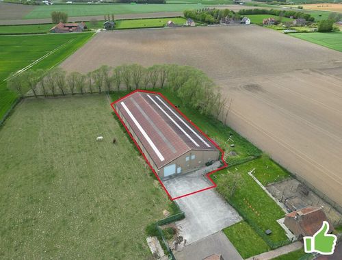                                         Magazijn zonder bureel te koop in Dottignies, € 390.000
