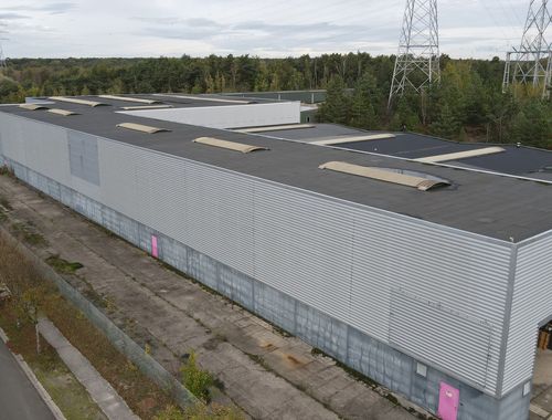                                         Bedrijfsgebouw te huur in Zutendaal, € 8.334
