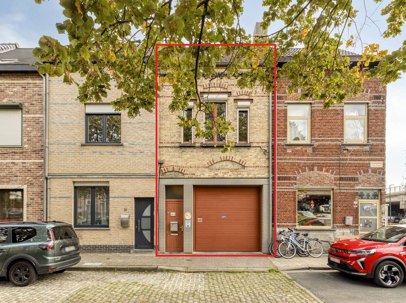 Huis te koop in Guldenboomplein 32,
                    9300 Aalst