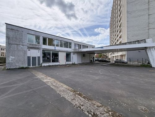                                         Usage mixte à vendre à Forest, € 2.200.000
