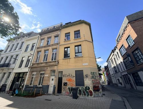                                         Duplex te huur in Antwerpen, € 925

