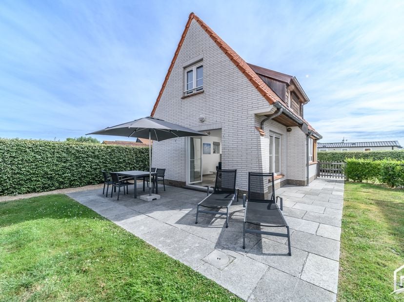 Huis te koop in Koningin Astridlaan 61 bus 22,
                    8450 Bredene