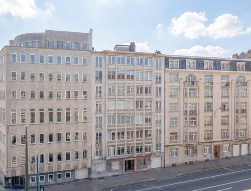                                         Bureaux à vendre à Woluwe-Saint-Pierre, € 179.000

