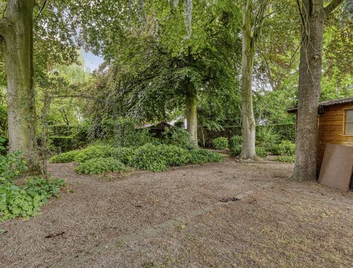                                         Handelspand met woonst te koop in Aalter, € 495.000
