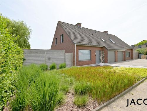                                         Maison à vendre à Rumst, € 499.000
