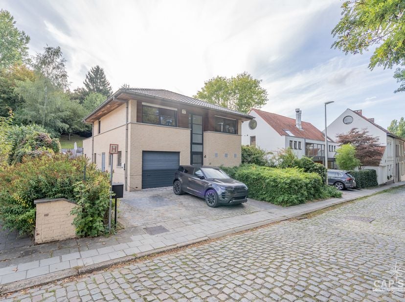 Huis te koop in ,
                    1410 Waterloo