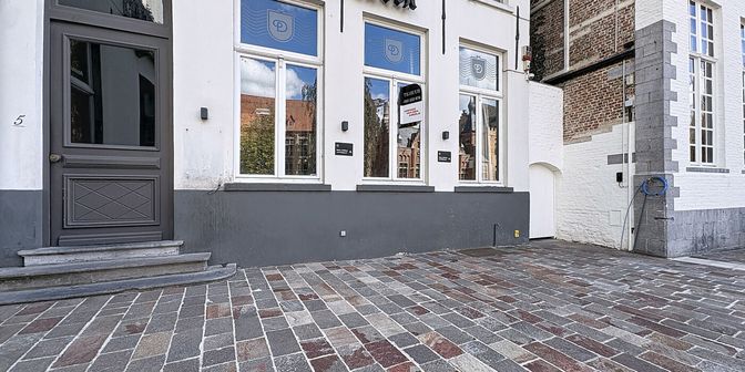 Bedrijfsvastgoed te huur in Dijver 5, 8000 Brugge