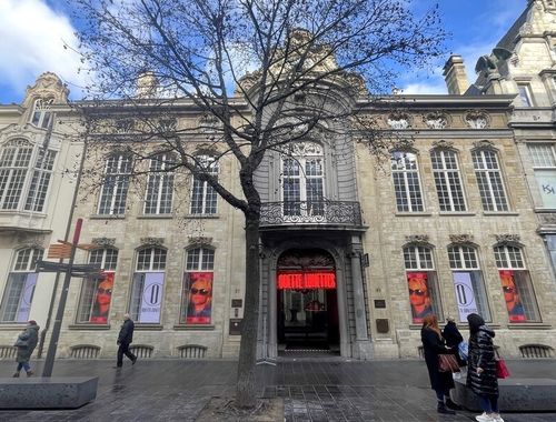                                         Kantoor te huur in Antwerpen, € 12.500
