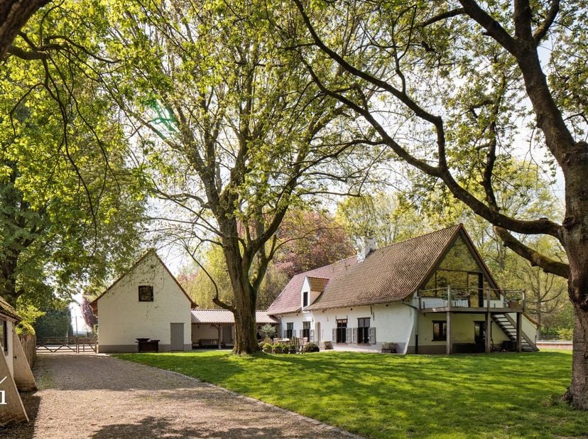 Huis te koop in Vierboomstraat 2 - a,
                    9850 Nevele