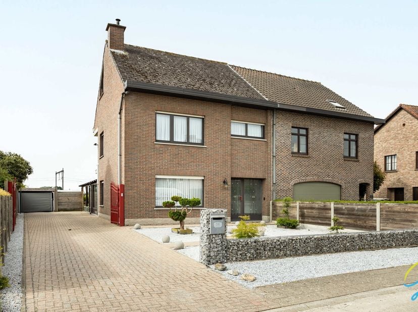 Maison à vendre
                    à 9260 Wichelen