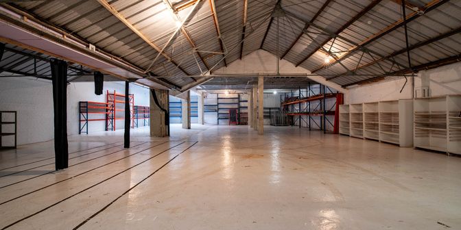 Bedrijfsvastgoed te huur in Sint-Bernardsesteenweg 240, 2020 Antwerpen