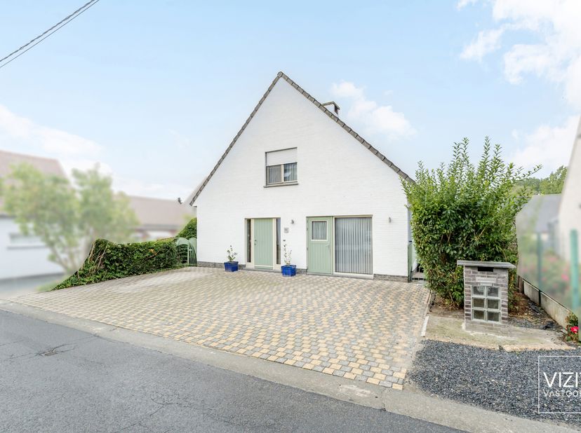 Huis te koop in Poelkbeekstraat 6,
                    1760 Pamel