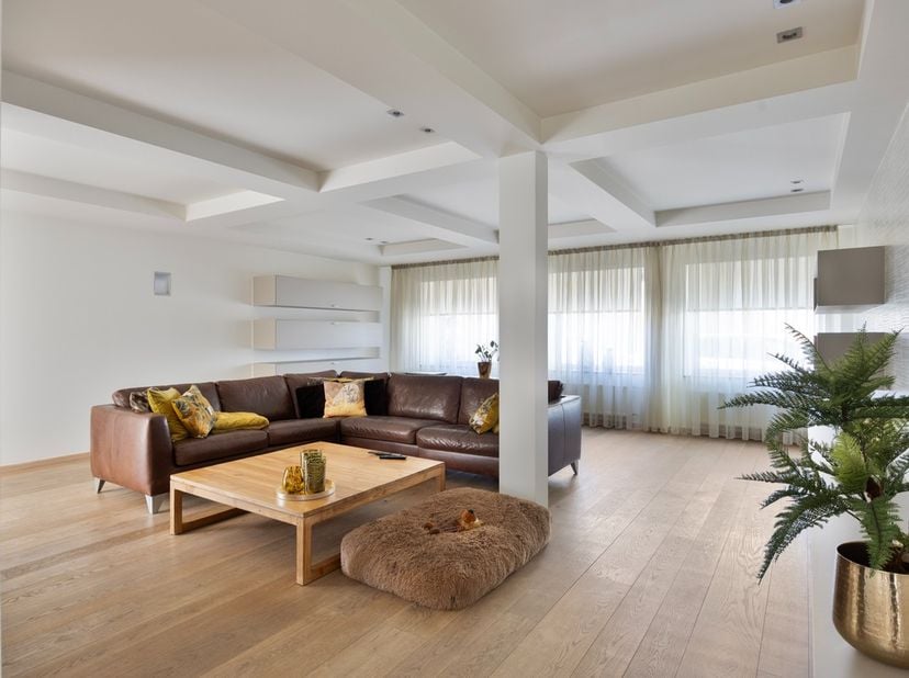 Welkom op de Bilzerweg 19, As.<br />
<br />
Bent u op zoek naar een ruime woning in het centrum van As?<br />
Bent u op zoek naar een volledig instapk