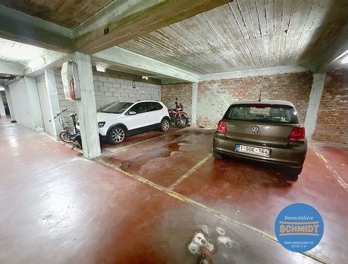                                         Staanplaats te huur in Oudergem, € 90
