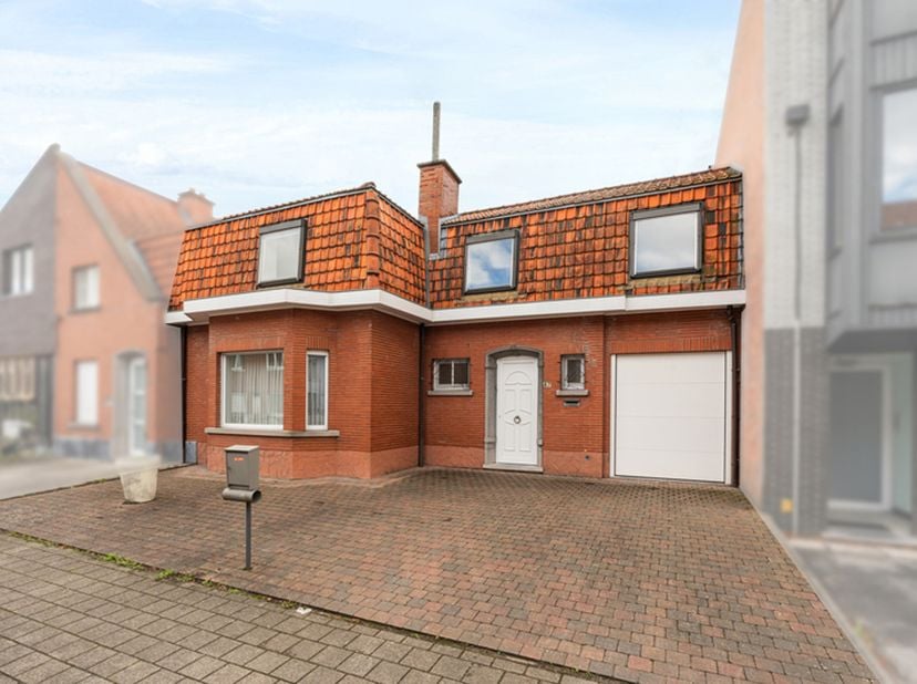 Huis te koop in Wilgenstraat 87,
                    8800 Roeselare