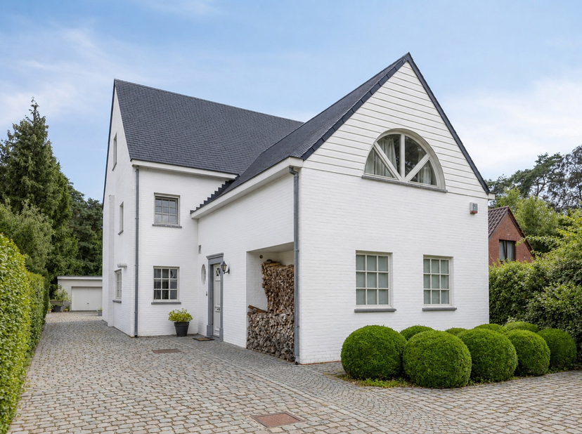 Huis te koop in Wezel 44,
                    2400 Mol
