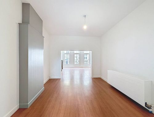                                         Appartement te huur in Ieper, € 850
