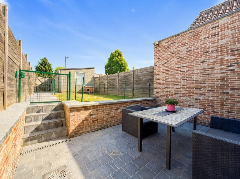 Maison à vendre
                    à 9690 Berchem