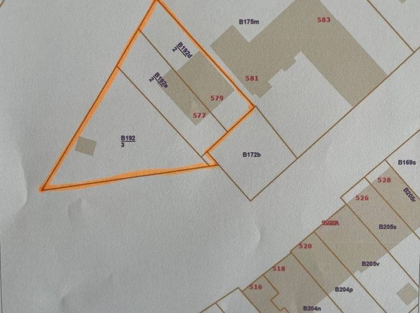 Grond te koop in Dronckaertstraat 577,
                    8930 Lauwe