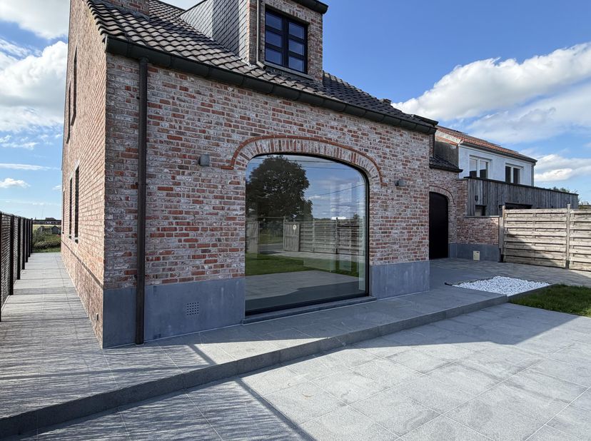 Maison à louer
                    à 8560 Moorsele