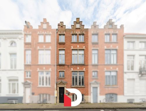                                         Maison à vendre à Brugge, € 375.000
