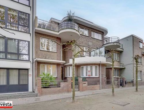                                         Maison à vendre à Sint-Truiden, € 299.000
