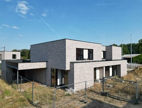                                         Woning te koop in Zulte, € 485.000
