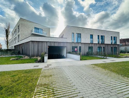                                         Appartement te huur in Oostkamp, € 825
