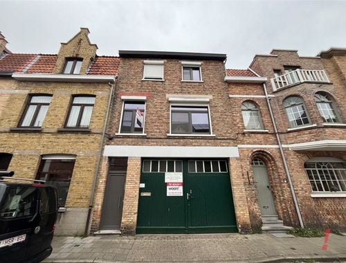                                         Usage mixte à vendre à Sint-Kruis, € 529.000
