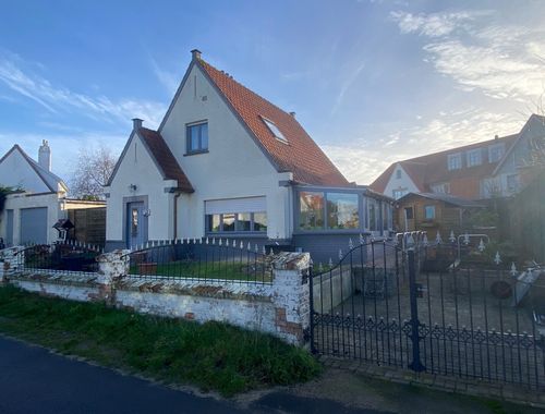                                         Woning te koop in Sint-Idesbald, € 425.000
