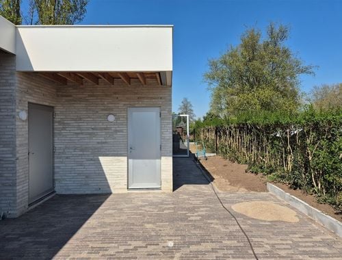                                         Atelier te huur in Sint-Niklaas, € 625
