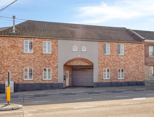                                         Handelspand met woonst te koop in Zoutleeuw, € 349.900
