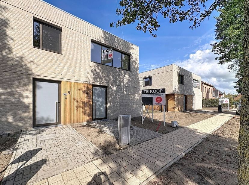 Huis te koop in Steenovenstraat 46,
                    2910 Essen
