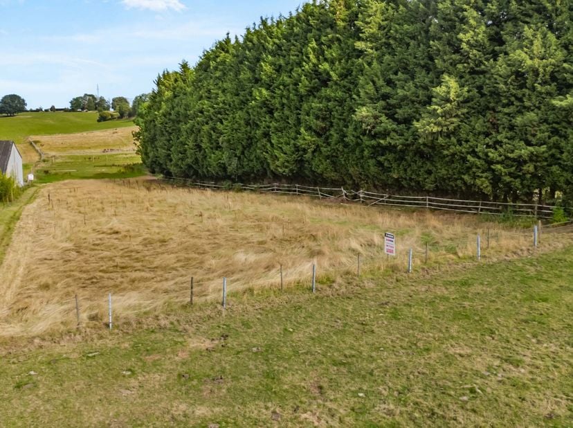 Grond te koop in Béemont 10,
                    4590 Warzée